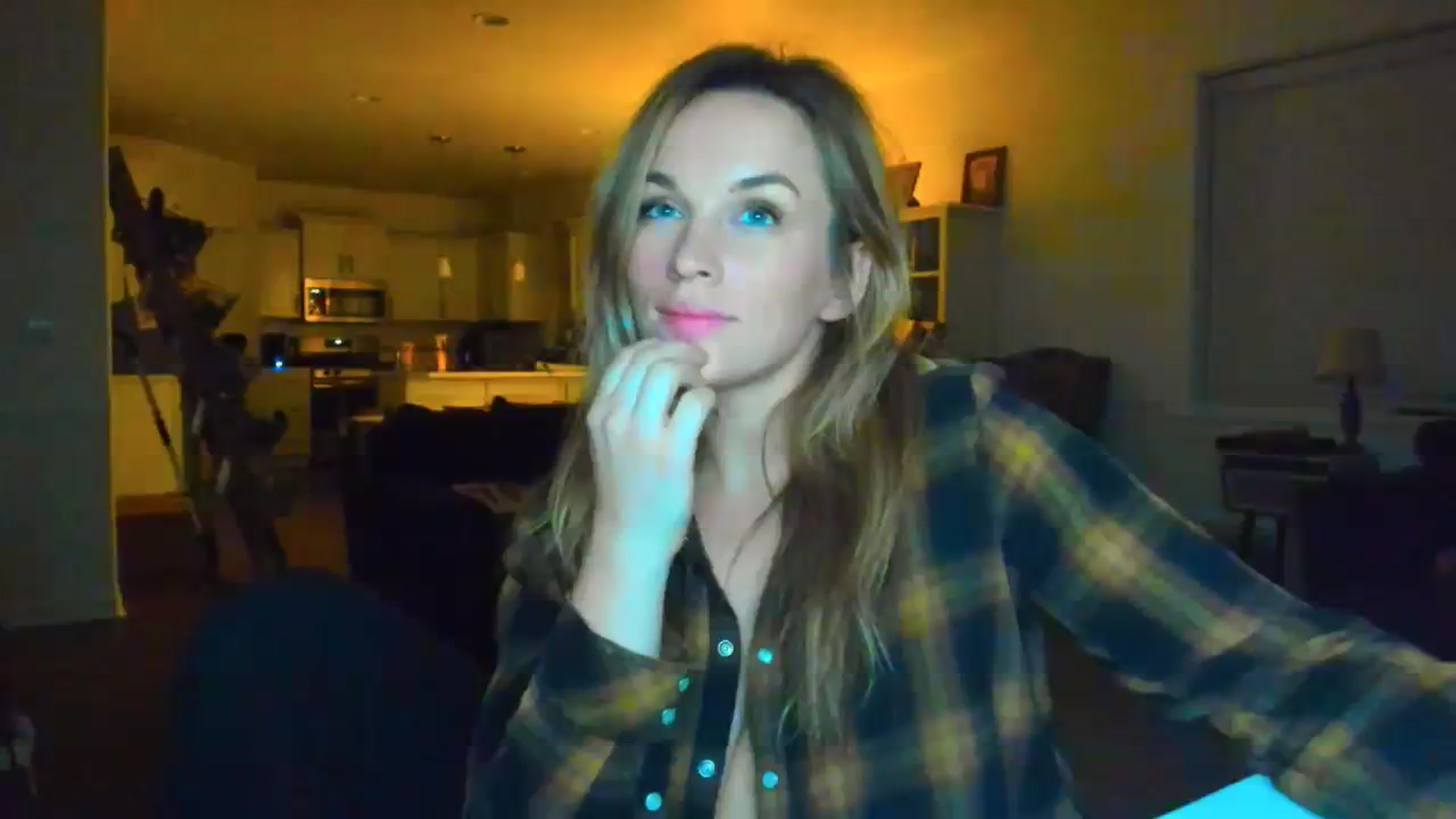 Gallery image thumbnail from adrey_'s myfreecams stream on, 12/30/2023, 05:29 image 18 of 20