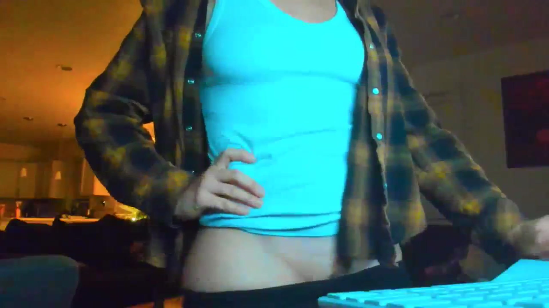 Gallery image thumbnail from adrey_'s myfreecams stream on, 12/30/2023, 05:29 image 4 of 20