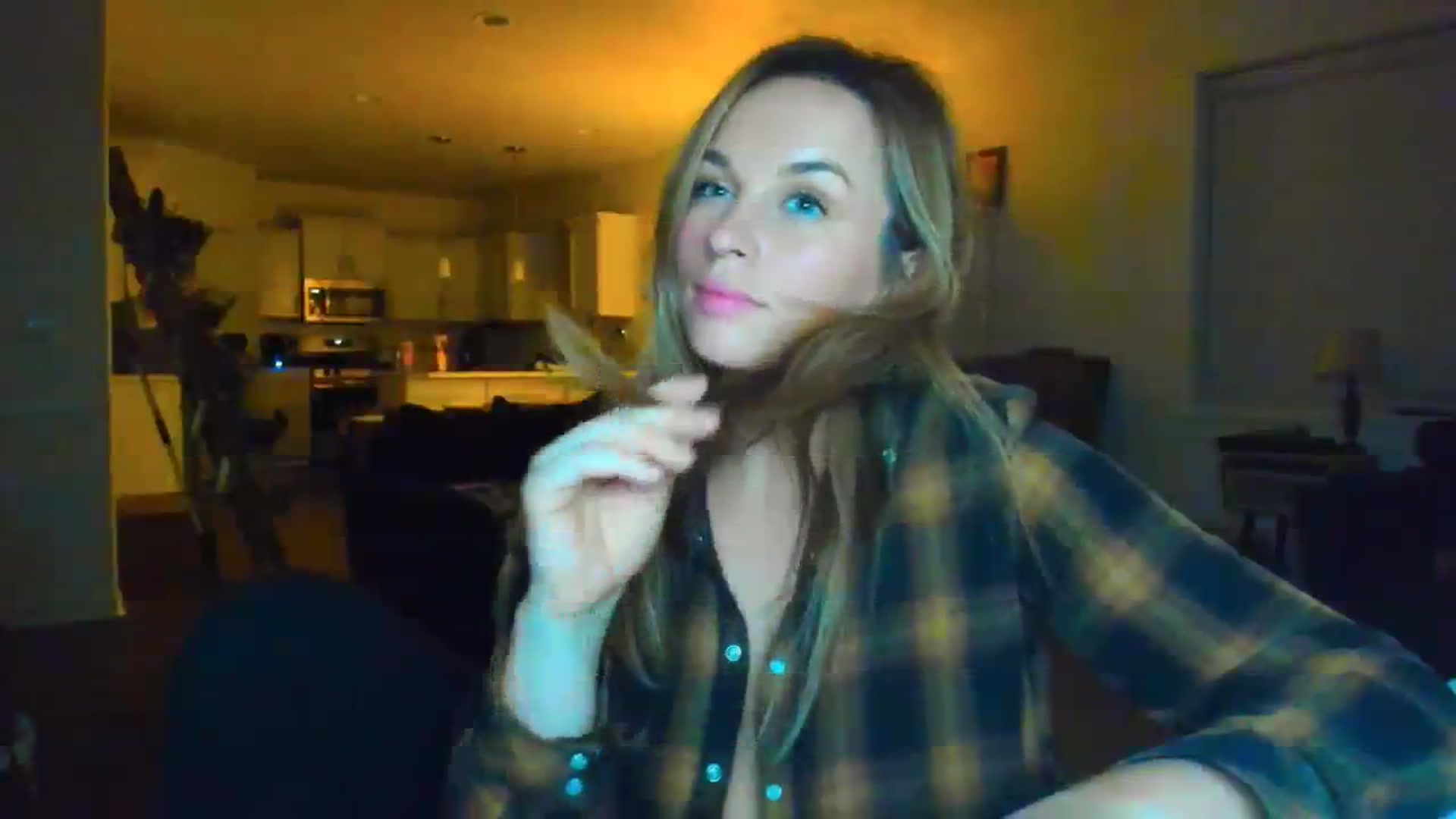 Gallery image thumbnail from adrey_'s myfreecams stream on, 12/30/2023, 05:29 image 19 of 20