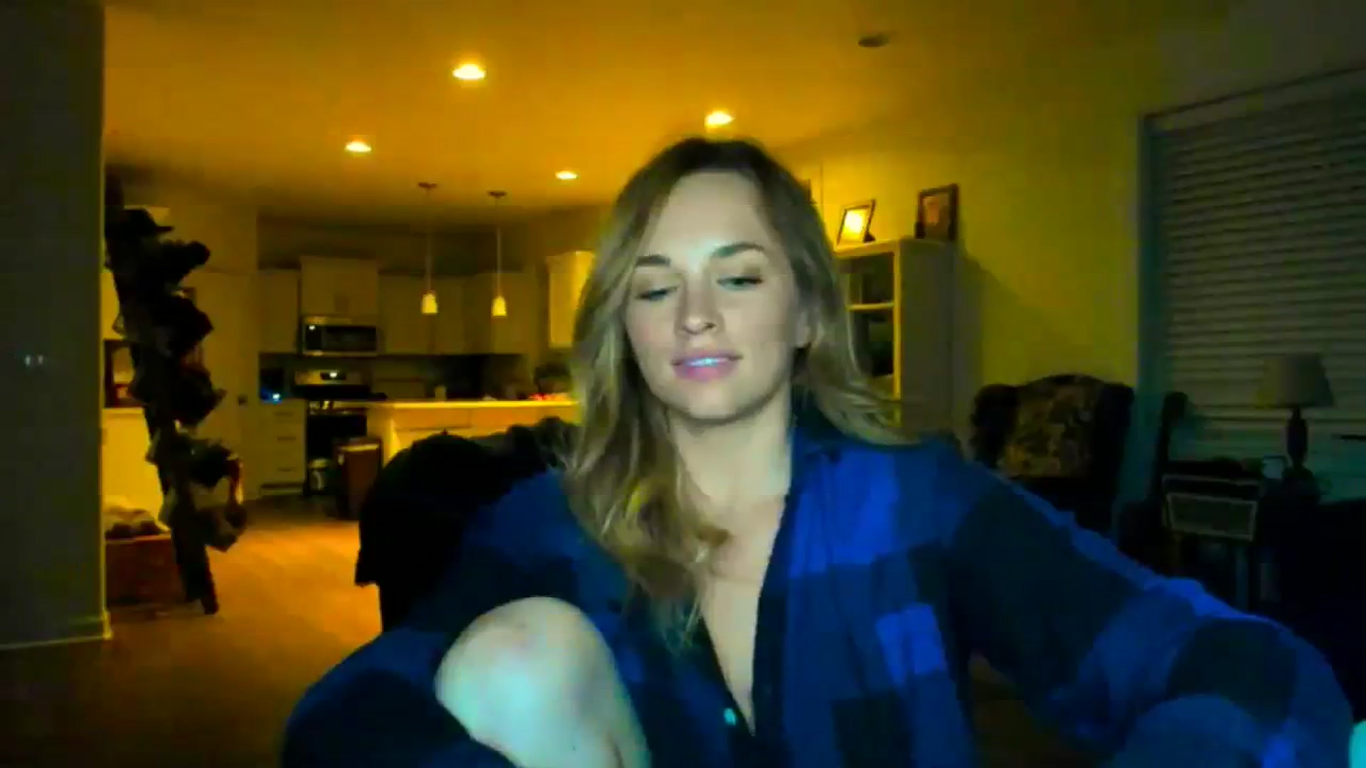 Gallery image thumbnail from adrey_'s myfreecams stream on, 02/13/2024, 06:26 image 12 of 20