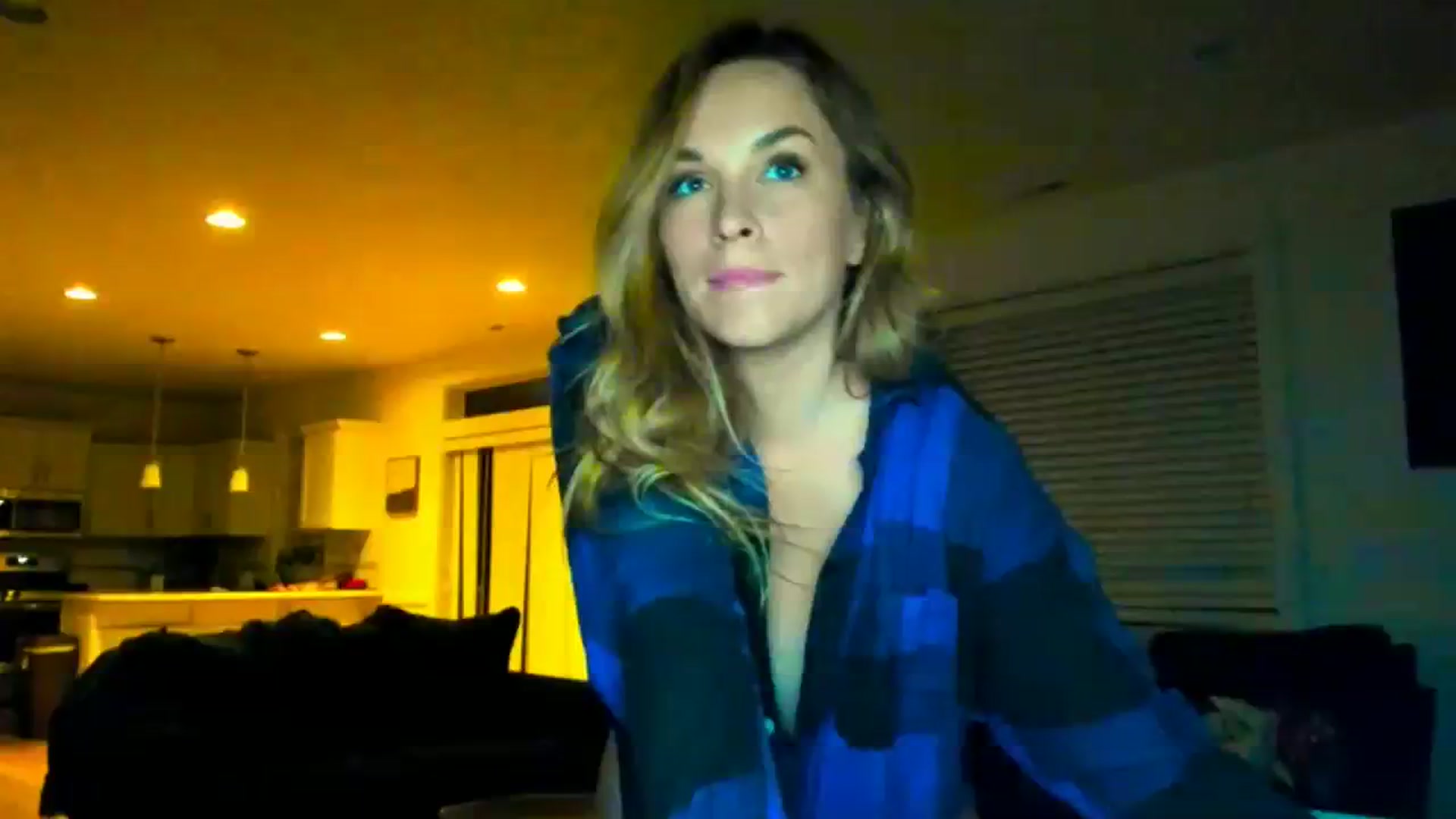 Gallery image thumbnail from adrey_'s myfreecams stream on, 02/13/2024, 07:01 image 2 of 20