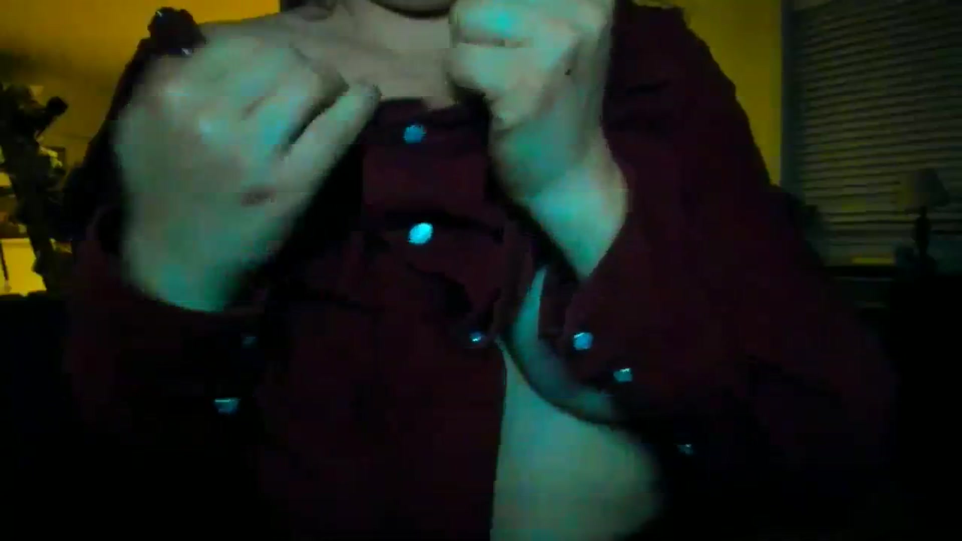 Gallery image thumbnail from adrey_'s myfreecams stream on, 02/19/2024, 04:31 image 7 of 20