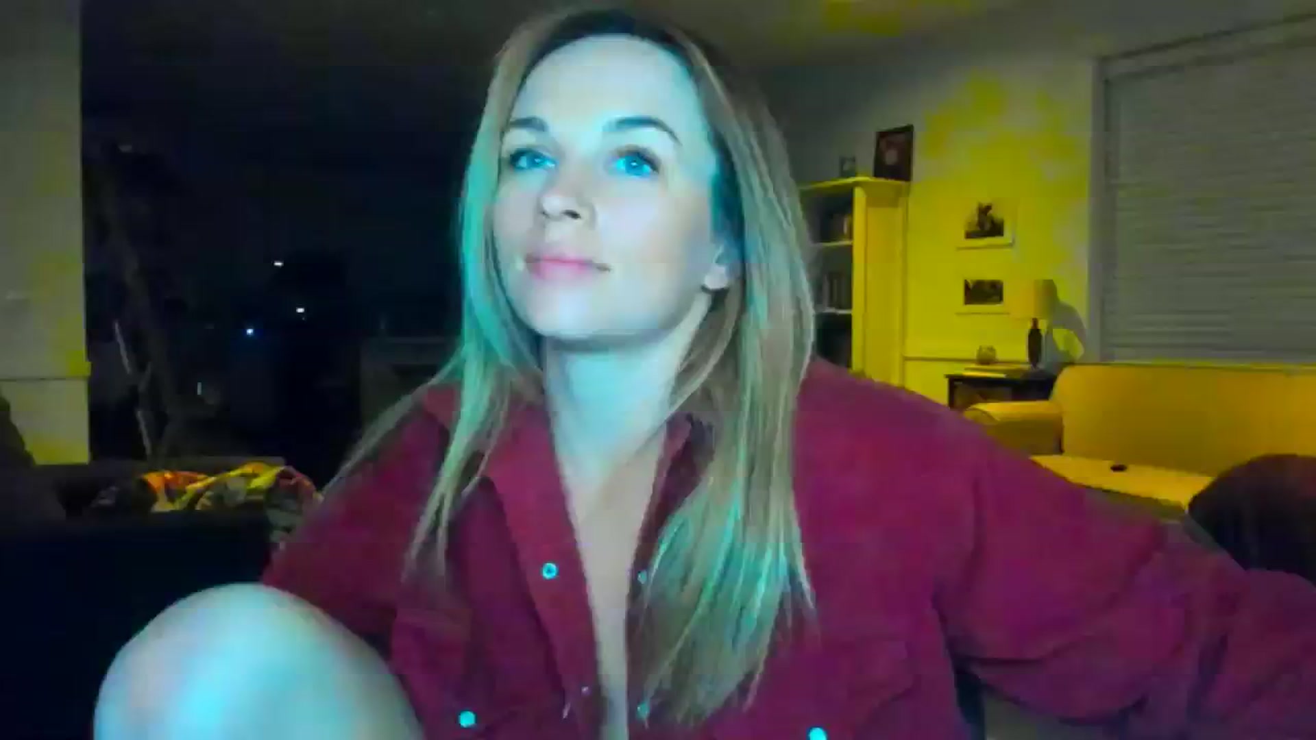 Gallery image thumbnail from adrey_'s myfreecams stream on, 03/21/2024, 05:21 image 19 of 20