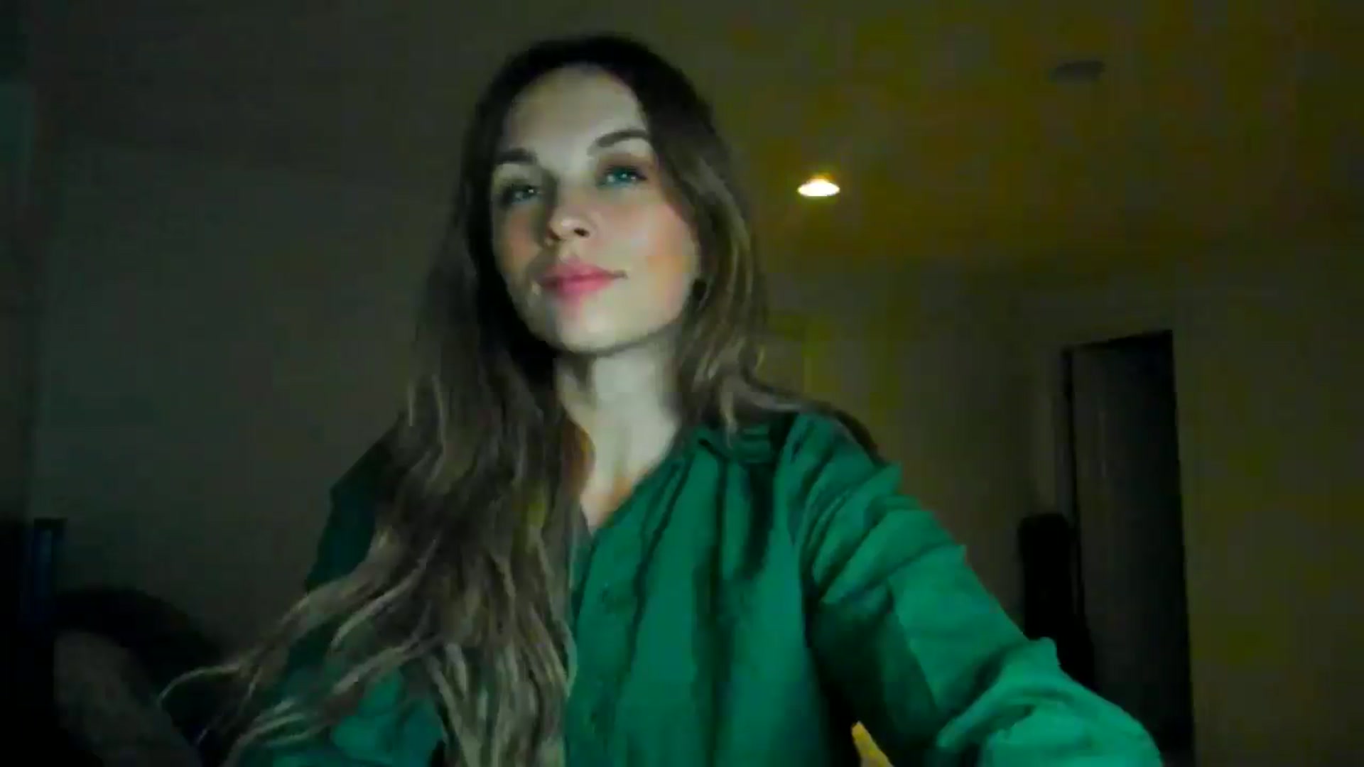 Gallery image thumbnail from adrey_'s myfreecams stream on, 11/23/2024, 05:27 image 18 of 20