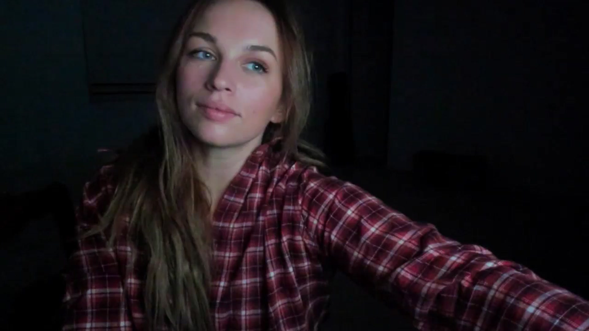Gallery image thumbnail from adrey_'s myfreecams stream on, 12/09/2024, 06:04 image 16 of 20
