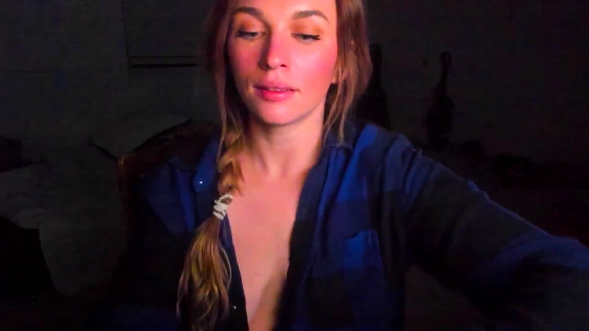 Gallery image thumbnail from adrey_'s myfreecams stream on, 12/22/2024, 05:52 image 12 of 20