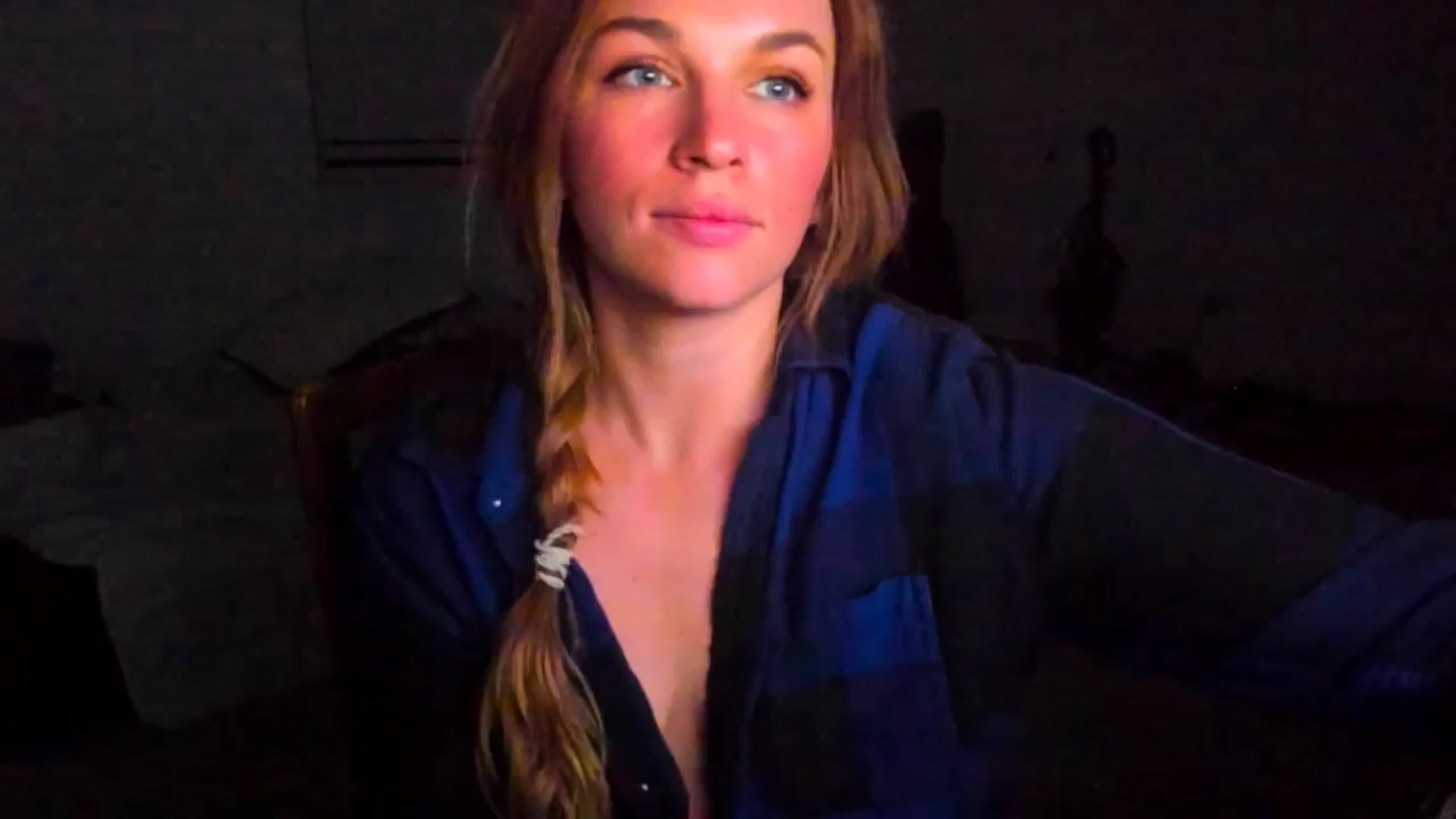 Gallery image thumbnail from adrey_'s myfreecams stream on, 12/22/2024, 05:52 image 13 of 20