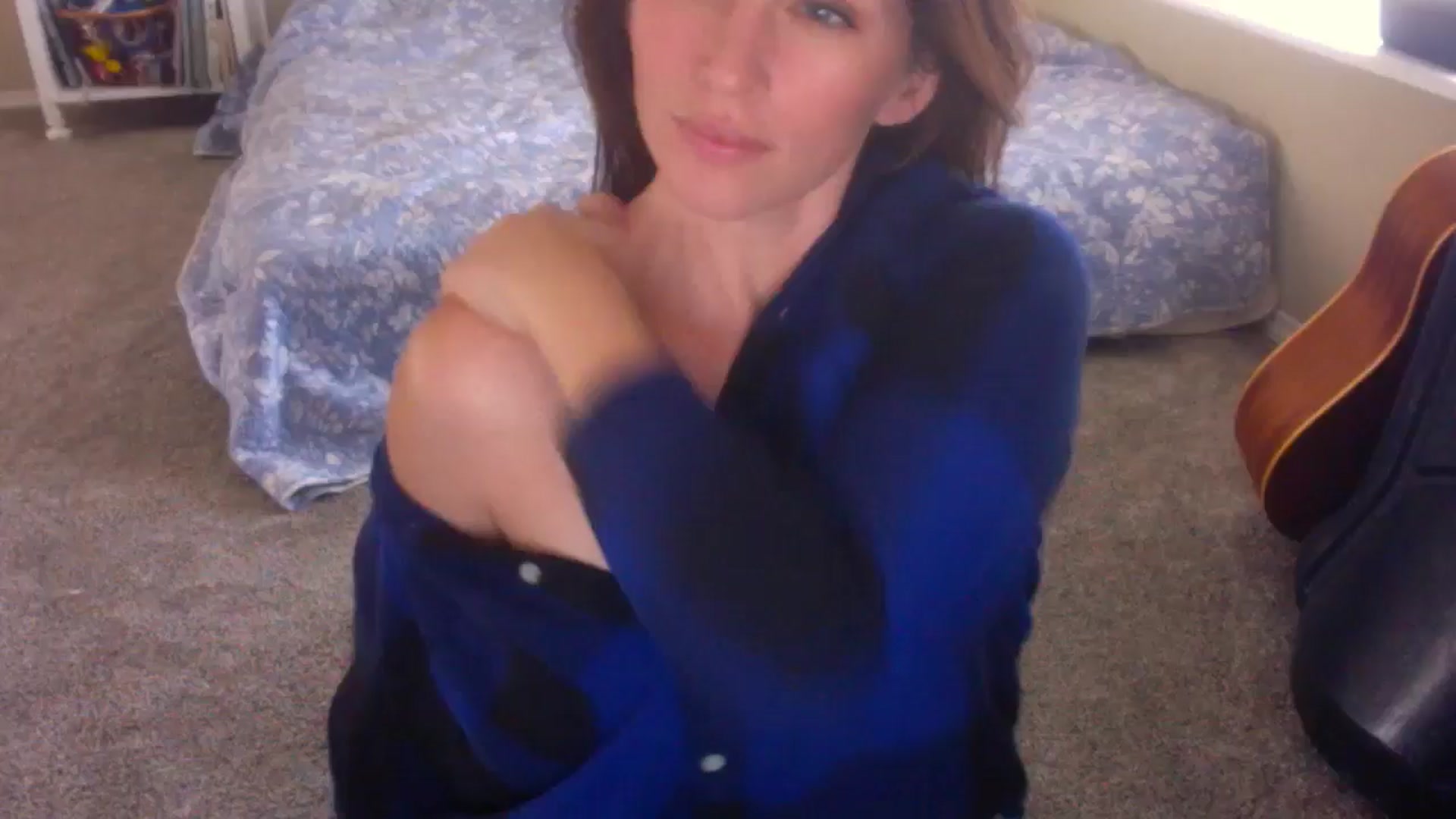 Gallery image thumbnail from adrey_'s myfreecams stream on, 02/26/2026, 22:03 image 2 of 20