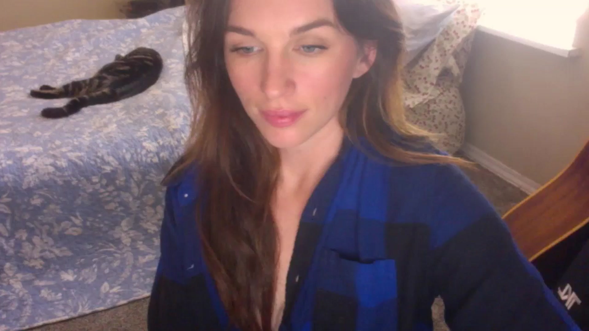 Gallery image thumbnail from adrey_'s myfreecams stream on, 04/23/2026, 19:57 image 7 of 20