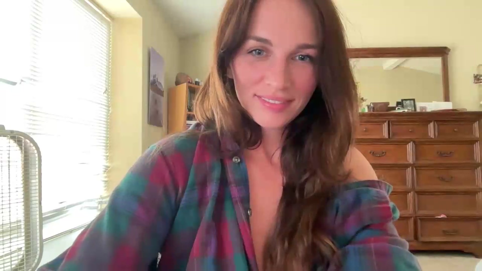 Gallery image thumbnail from adrey_'s myfreecams stream on, 07/21/2026, 22:23 image 8 of 20