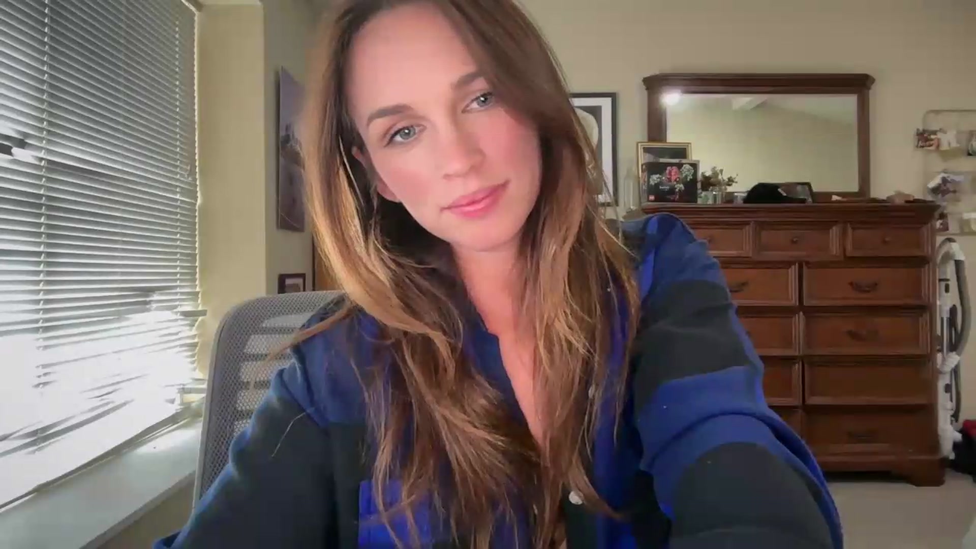 Gallery image thumbnail from adrey_'s myfreecams stream on, 09/15/2026, 21:56 image 20 of 20