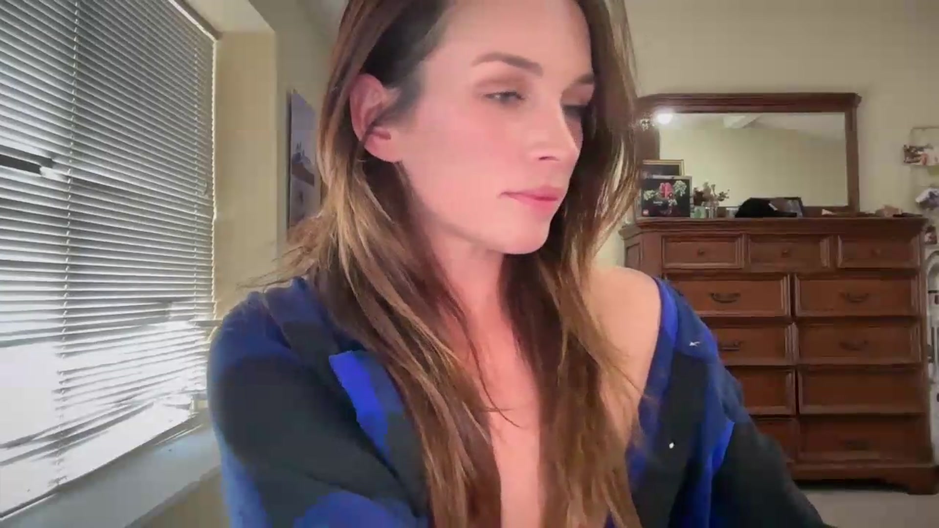 Gallery image thumbnail from adrey_'s myfreecams stream on, 09/15/2026, 21:56 image 9 of 20