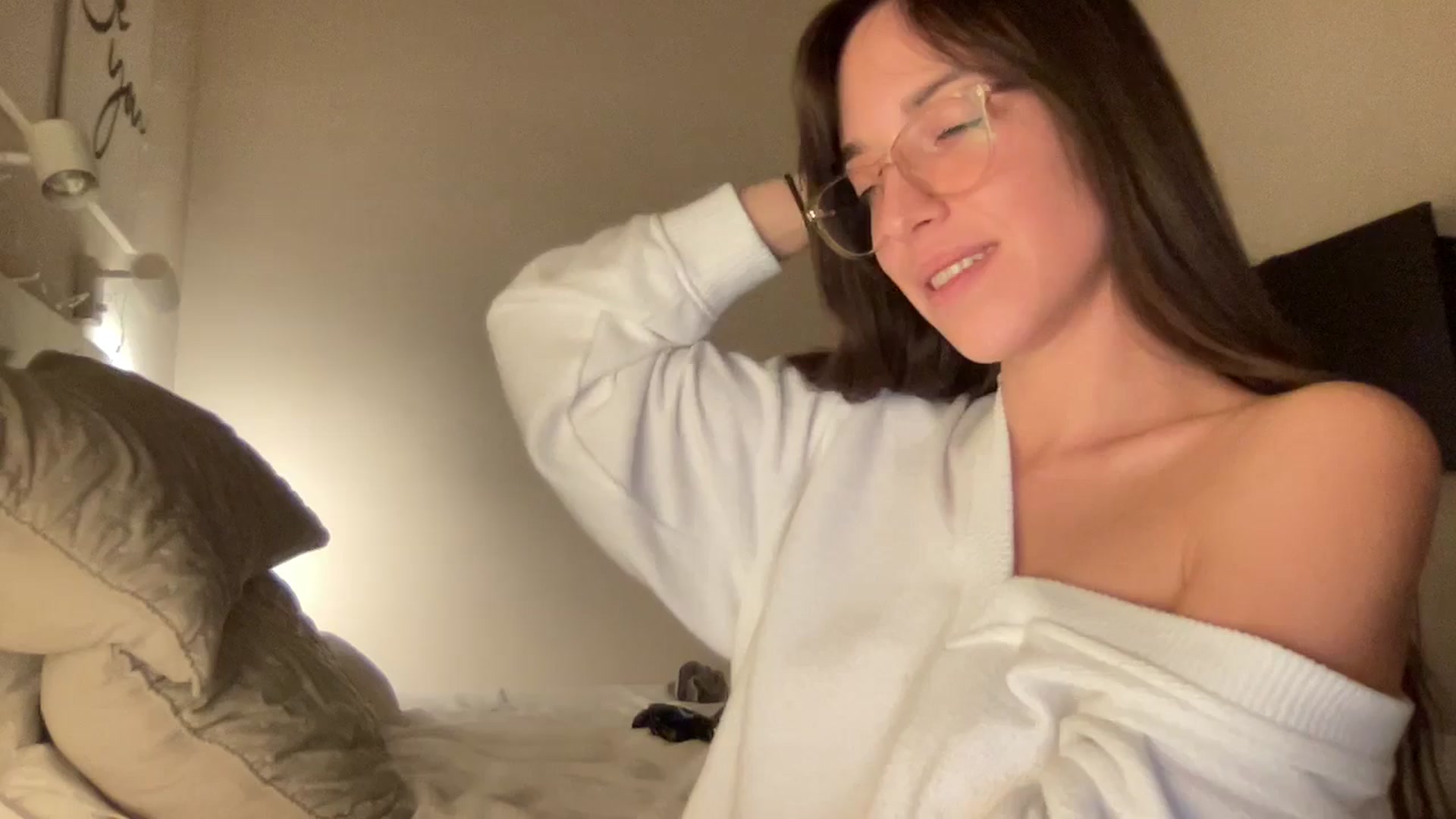 Gallery image thumbnail from adrianavix's myfreecams stream on, 02/24/2025, 02:31 image 10 of 20