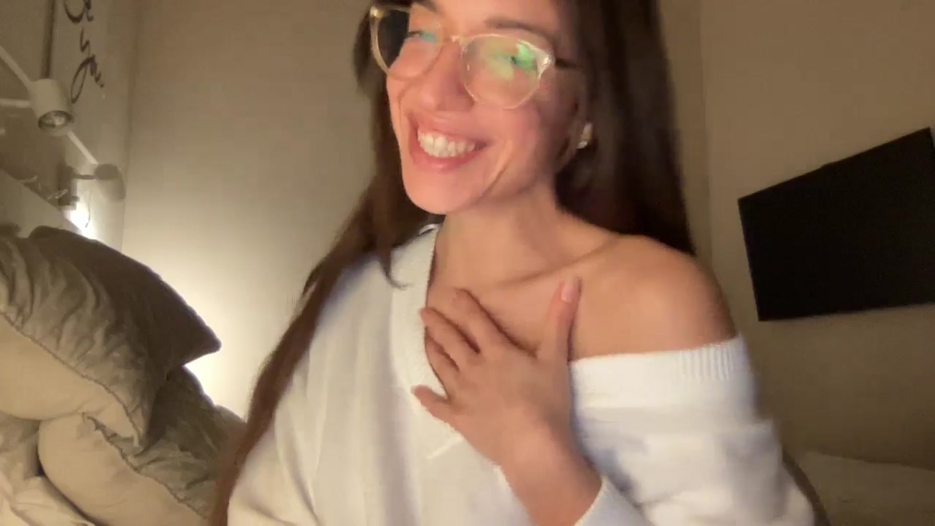 Gallery image thumbnail from adrianavix's myfreecams stream on, 02/24/2025, 02:31 image 12 of 20