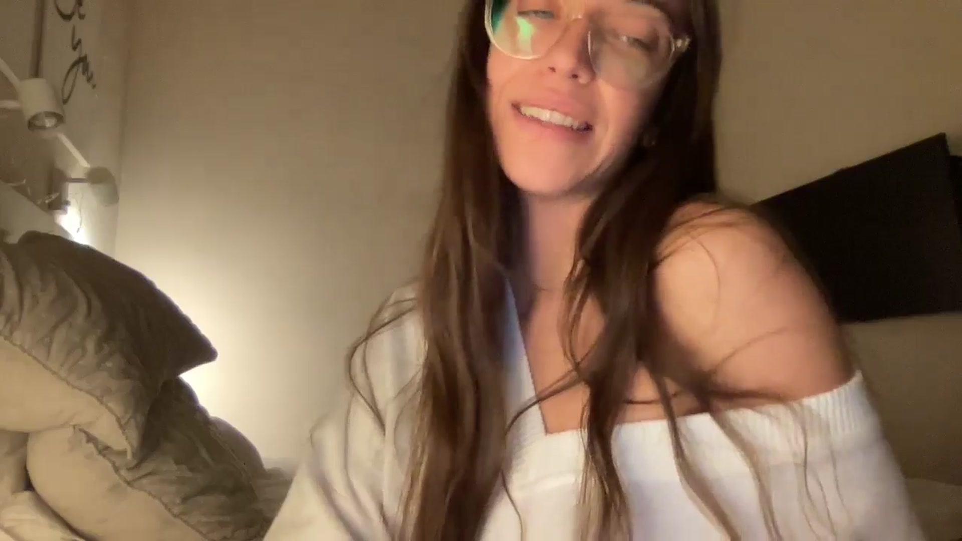 Gallery image thumbnail from adrianavix's myfreecams stream on, 02/24/2025, 02:31 image 6 of 20