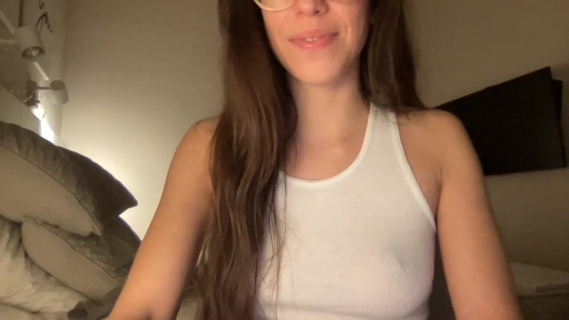 Gallery image thumbnail from adrianavix's myfreecams stream on, 03/01/2025, 03:45 image 9 of 20