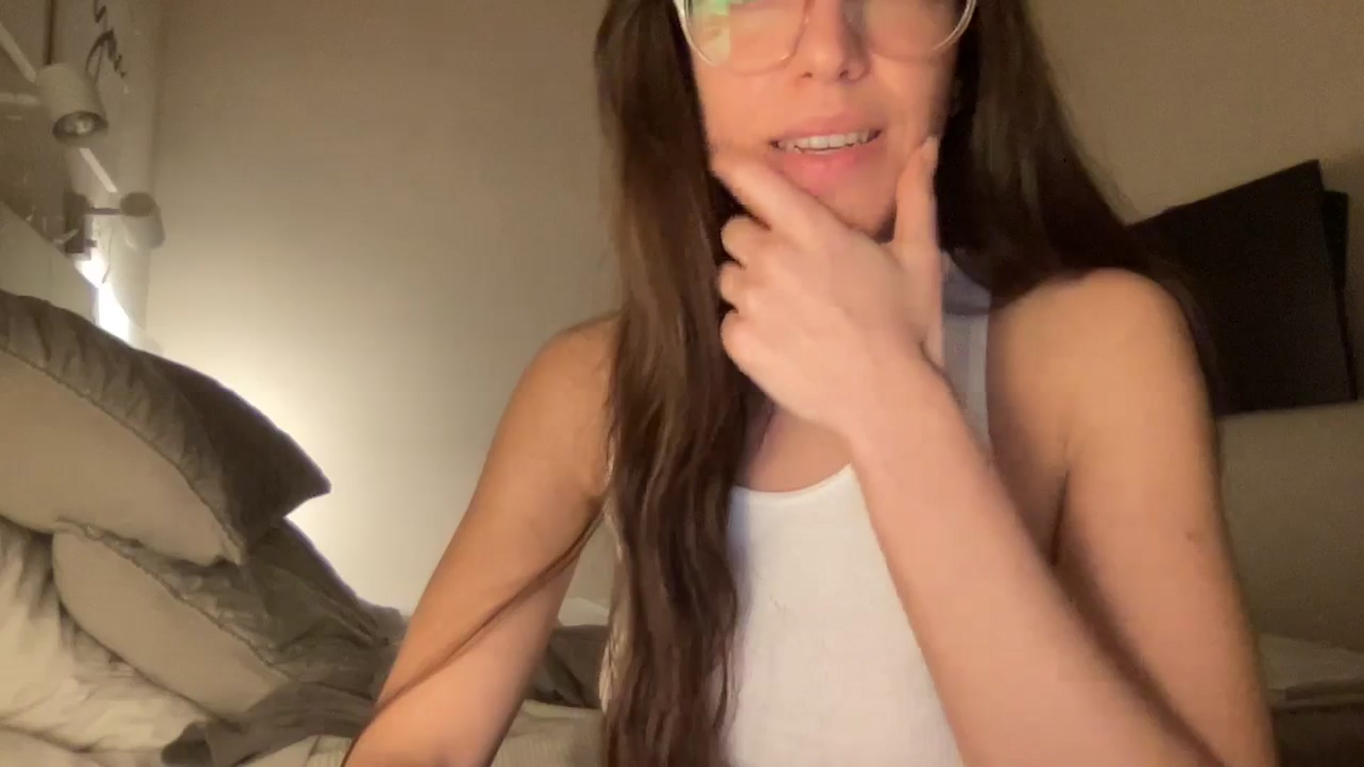 Gallery image thumbnail from adrianavix's myfreecams stream on, 03/01/2025, 03:45 image 5 of 20