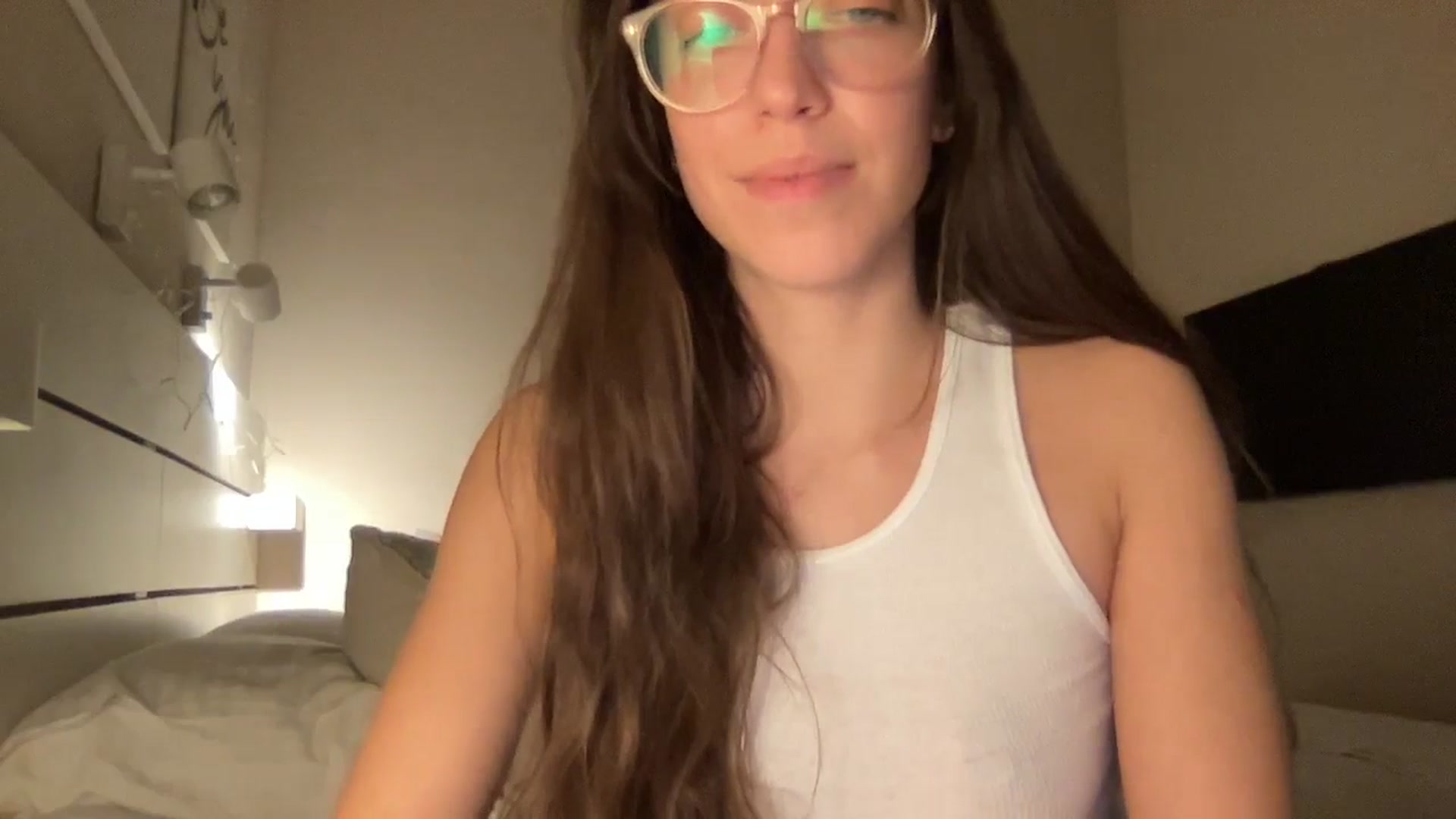 Gallery image thumbnail from adrianavix's myfreecams stream on, 03/06/2025, 22:53 image 8 of 20
