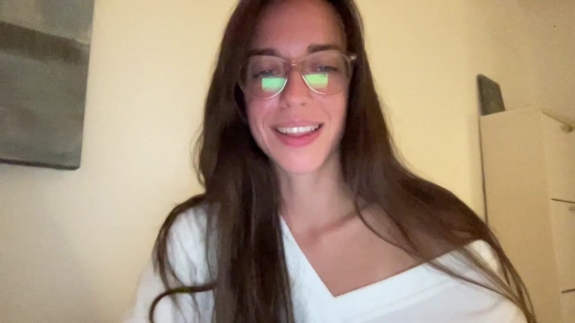 Gallery image thumbnail from adrianavix's myfreecams stream on, 05/31/2025, 19:55 image 8 of 20