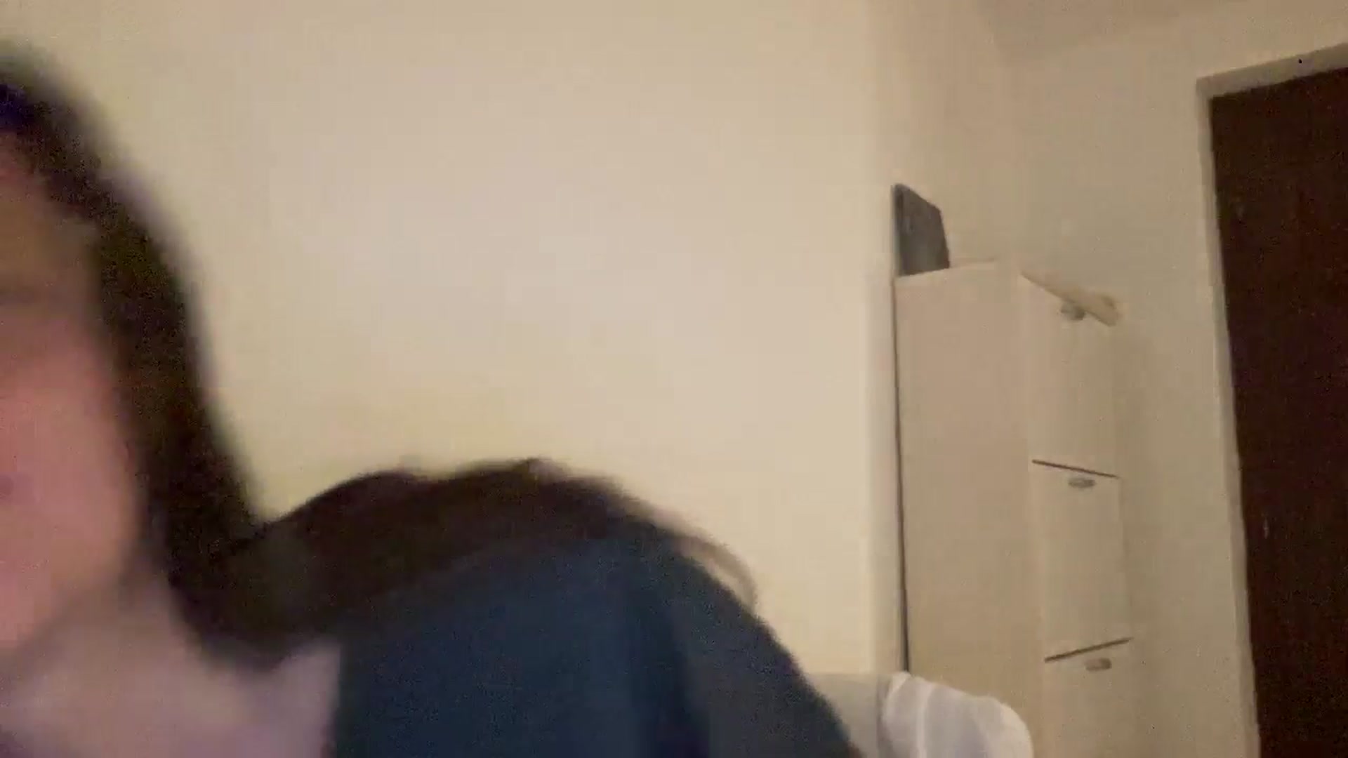Gallery image thumbnail from adrianavix's myfreecams stream on, 05/31/2025, 23:52 image 17 of 20