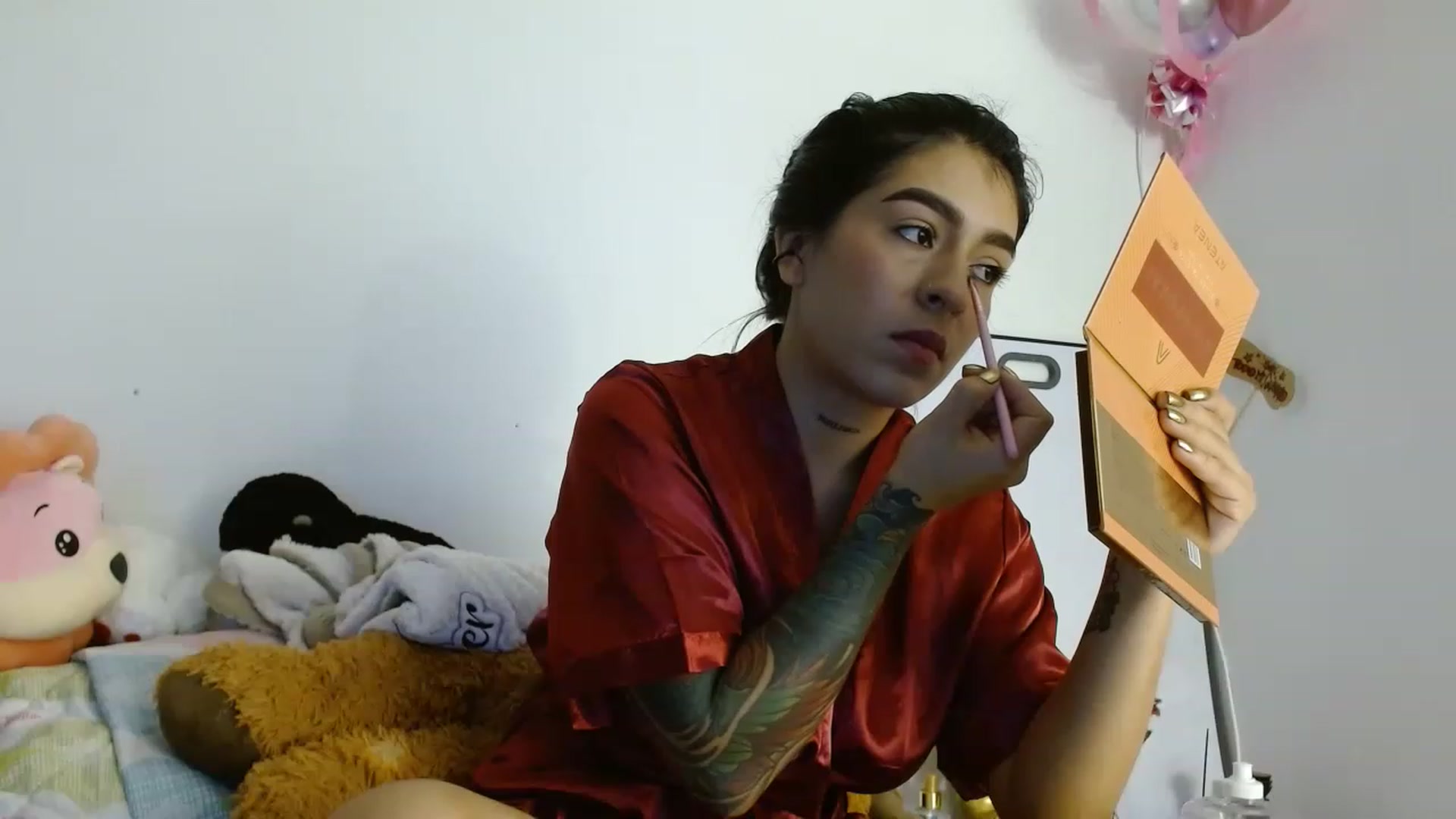 Gallery image thumbnail from afrodita97's myfreecams stream on, 12/31/2022, 20:43 image 8 of 20