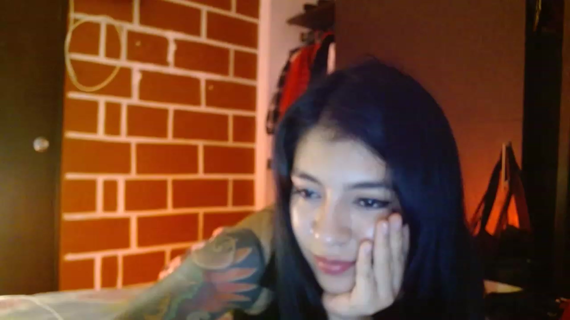 Gallery image thumbnail from afrodita97's myfreecams stream on, 02/06/2023, 04:09 image 6 of 20