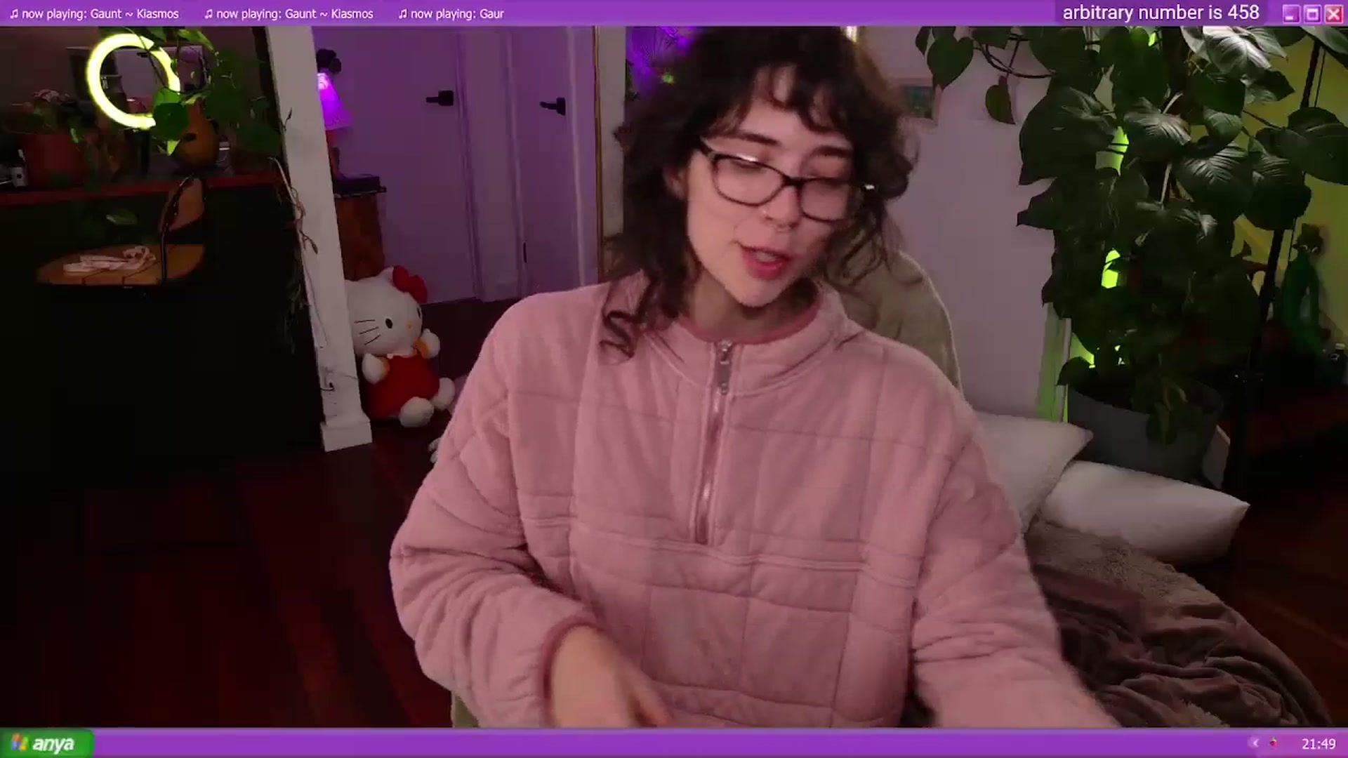 Gallery image thumbnail from afterglow's myfreecams stream on, 04/04/2024, 11:10 image 18 of 20