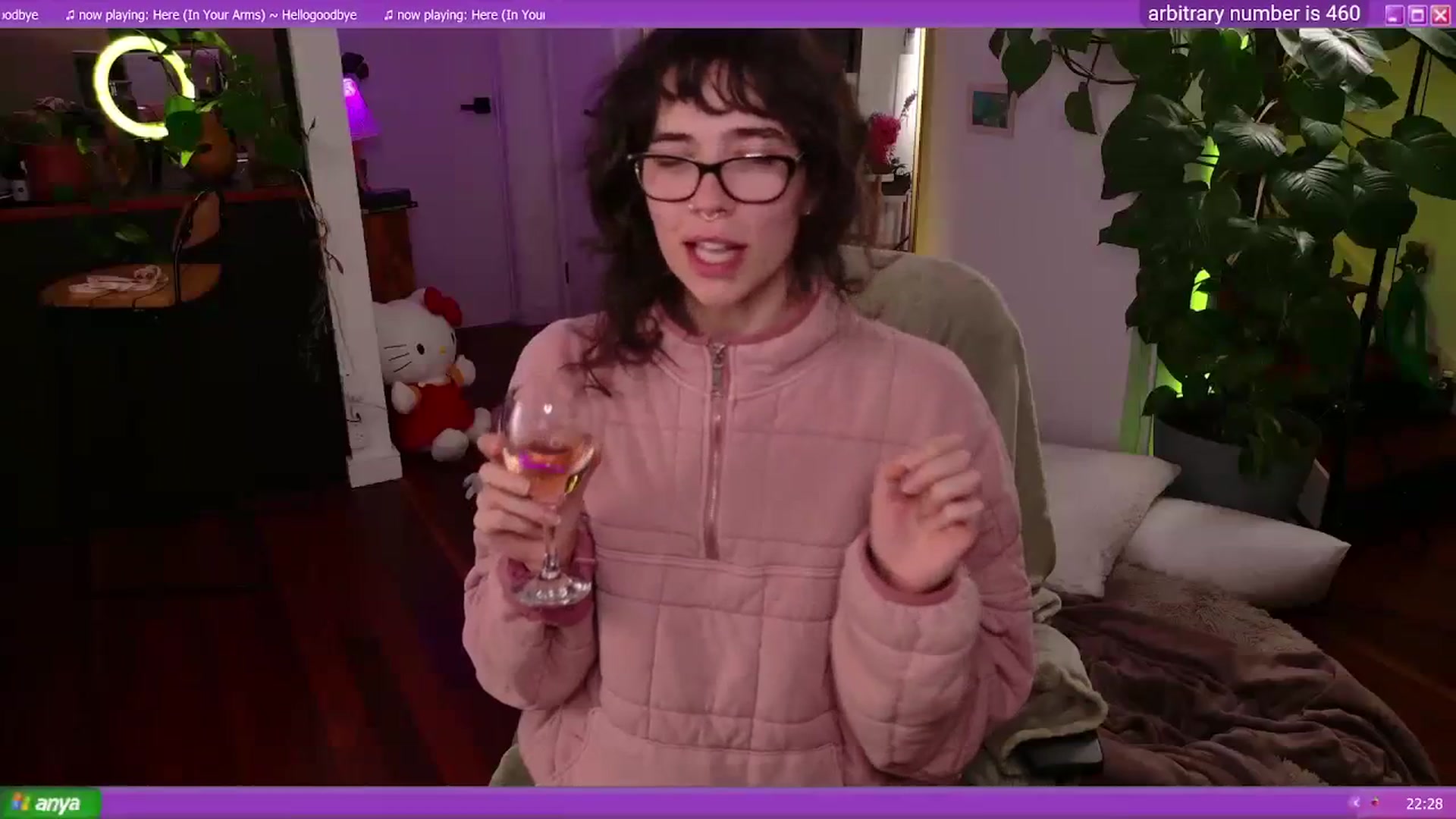 Gallery image thumbnail from afterglow's myfreecams stream on, 04/04/2024, 11:40 image 11 of 20