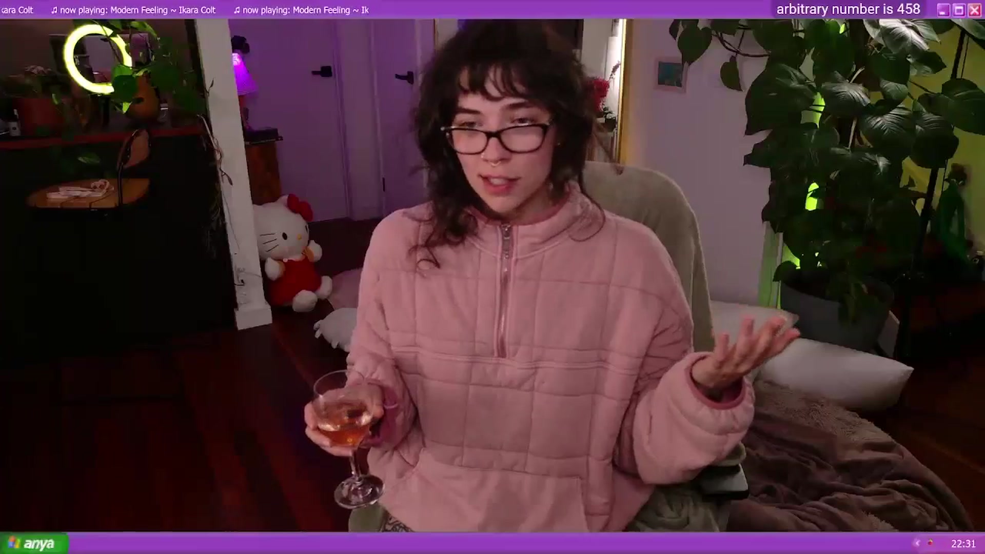 Gallery image thumbnail from afterglow's myfreecams stream on, 04/04/2024, 11:40 image 14 of 20