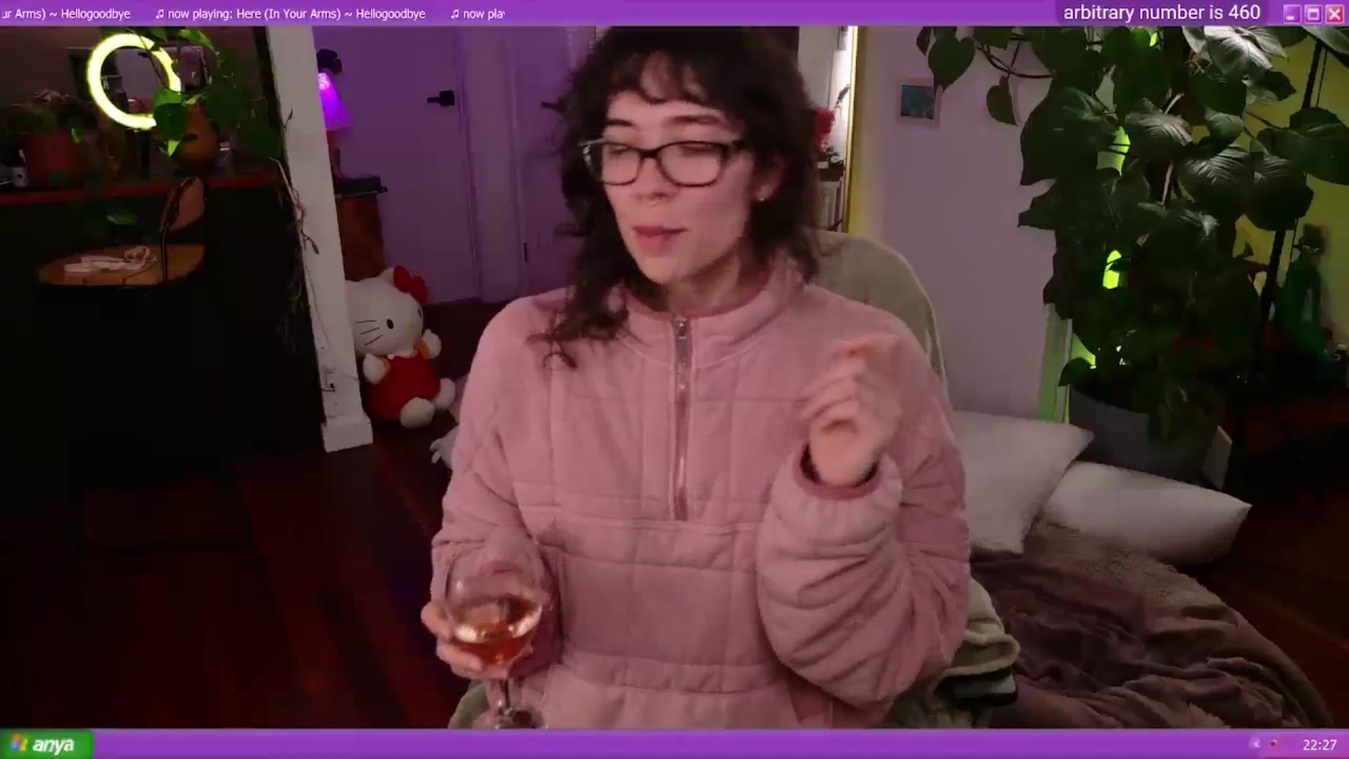 Gallery image thumbnail from afterglow's myfreecams stream on, 04/04/2024, 11:40 image 10 of 20