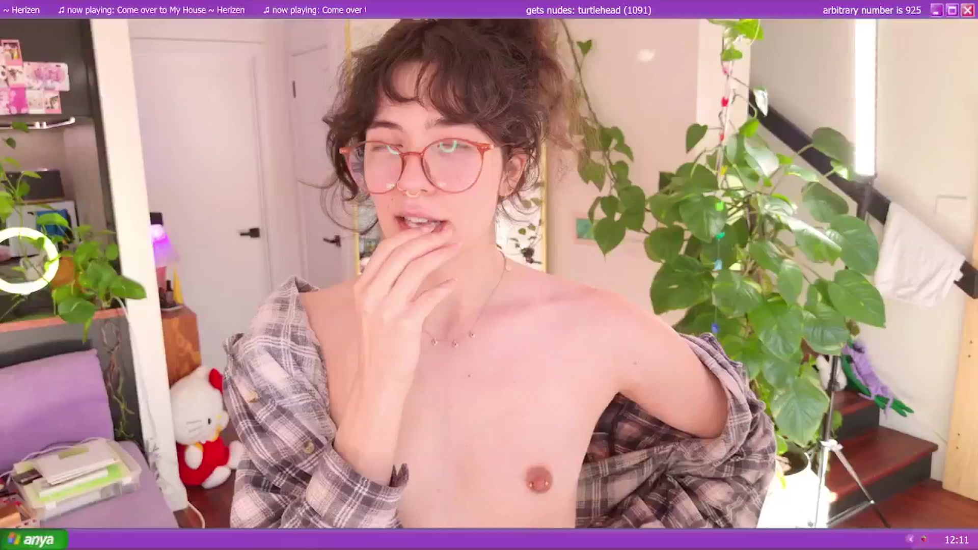Gallery image thumbnail from afterglow's myfreecams stream on, 06/10/2024, 02:54 image 14 of 20