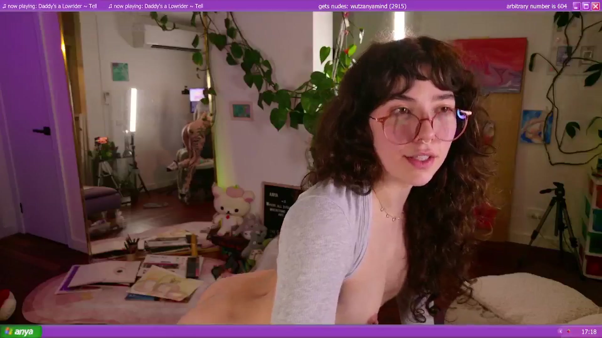 Gallery image thumbnail from afterglow's myfreecams stream on, 07/04/2024, 07:32 image 12 of 20