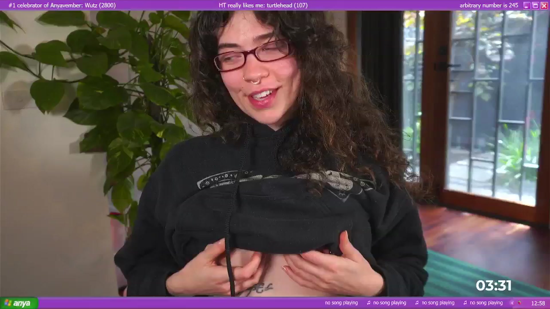 Gallery image thumbnail from afterglow's myfreecams stream on, 11/04/2024, 02:57 image 7 of 20