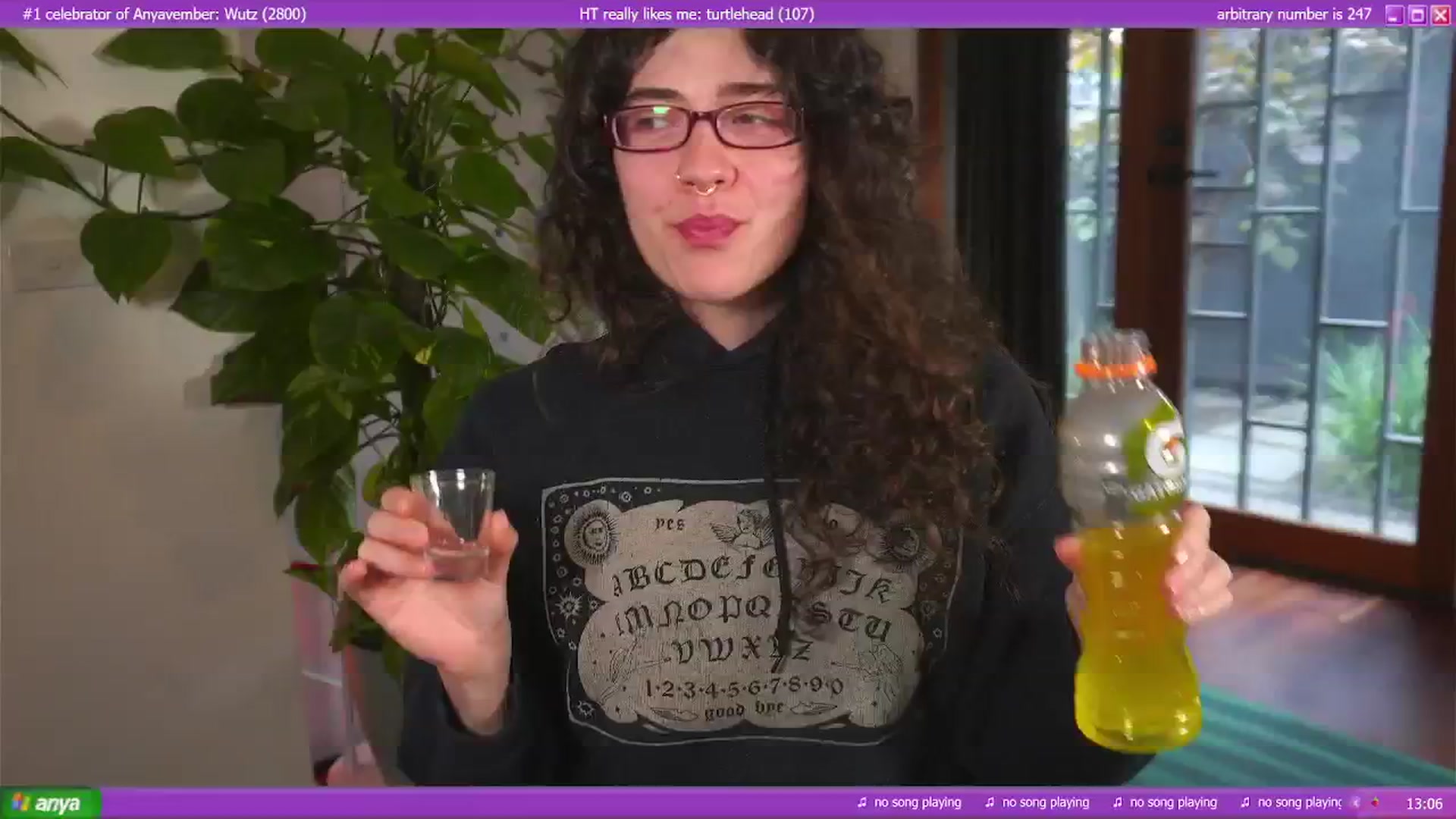 Gallery image thumbnail from afterglow's myfreecams stream on, 11/04/2024, 02:57 image 9 of 20