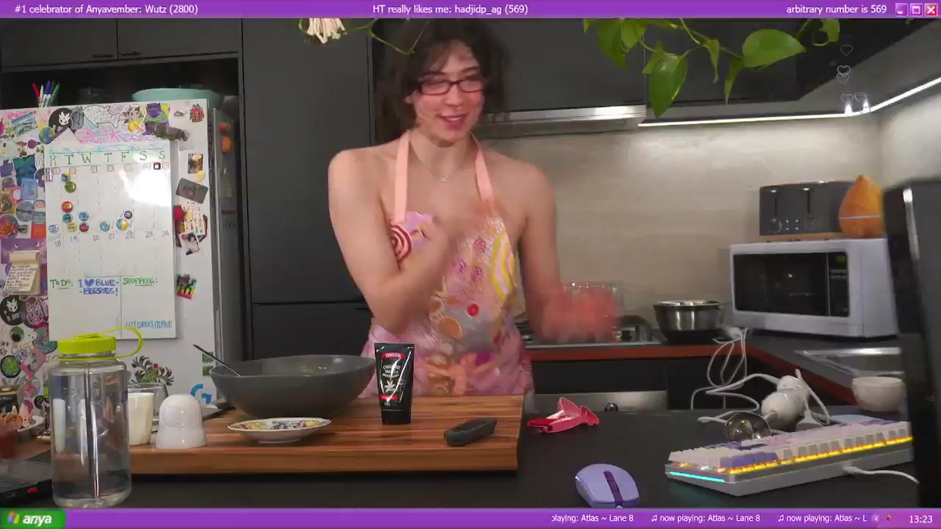 Gallery image thumbnail from afterglow's myfreecams stream on, 11/17/2024, 05:37 image 6 of 20