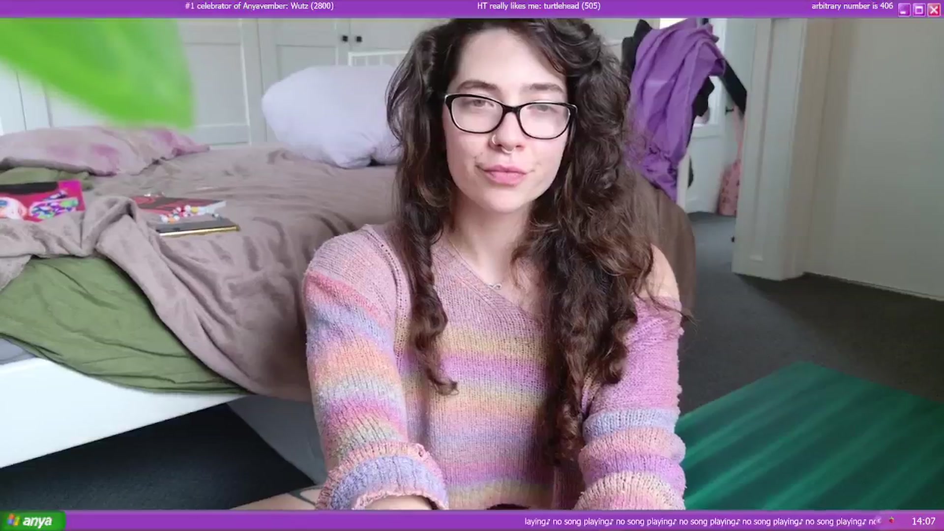 Gallery image thumbnail from afterglow's myfreecams stream on, 11/24/2024, 03:53 image 16 of 20