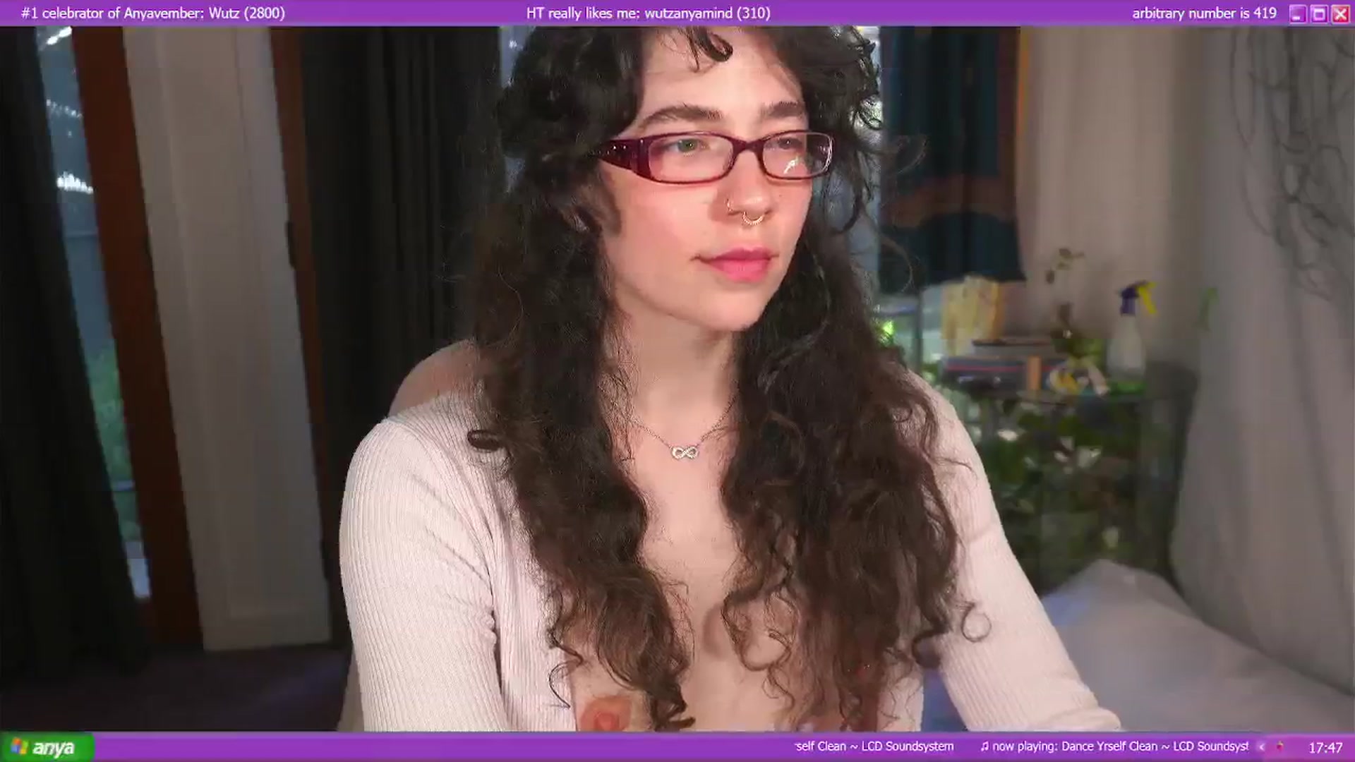 Gallery image thumbnail from afterglow's myfreecams stream on, 11/28/2024, 07:00 image 4 of 20