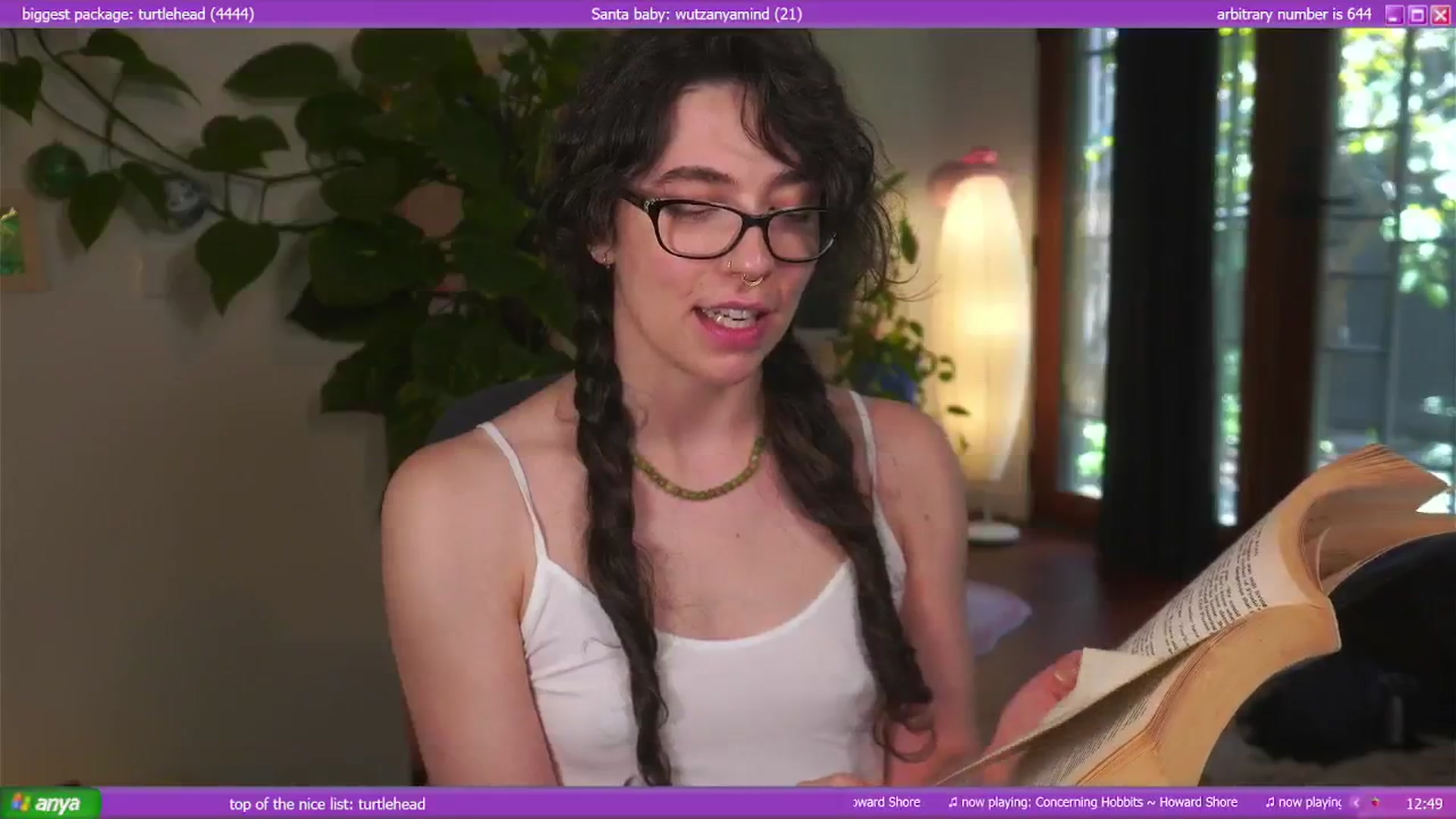 Gallery image thumbnail from afterglow's myfreecams stream on, 12/19/2024, 03:20 image 10 of 20