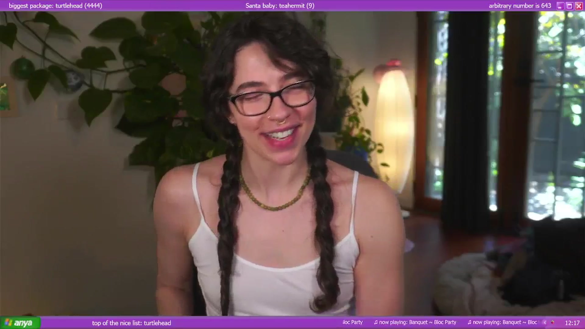 Gallery image thumbnail from afterglow's myfreecams stream on, 12/19/2024, 03:20 image 6 of 20