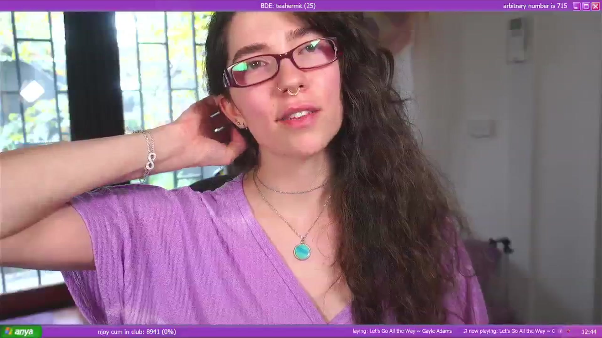 Gallery image thumbnail from afterglow's myfreecams stream on, 01/09/2025, 02:22 image 14 of 20