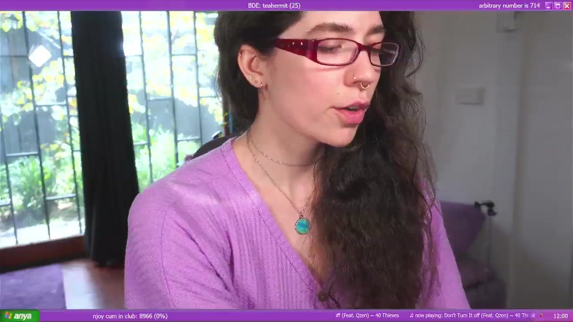 Gallery image thumbnail from afterglow's myfreecams stream on, 01/09/2025, 02:22 image 5 of 20