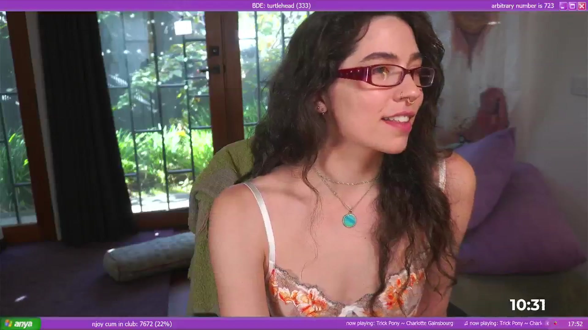 Gallery image thumbnail from afterglow's myfreecams stream on, 01/16/2025, 08:08 image 16 of 20