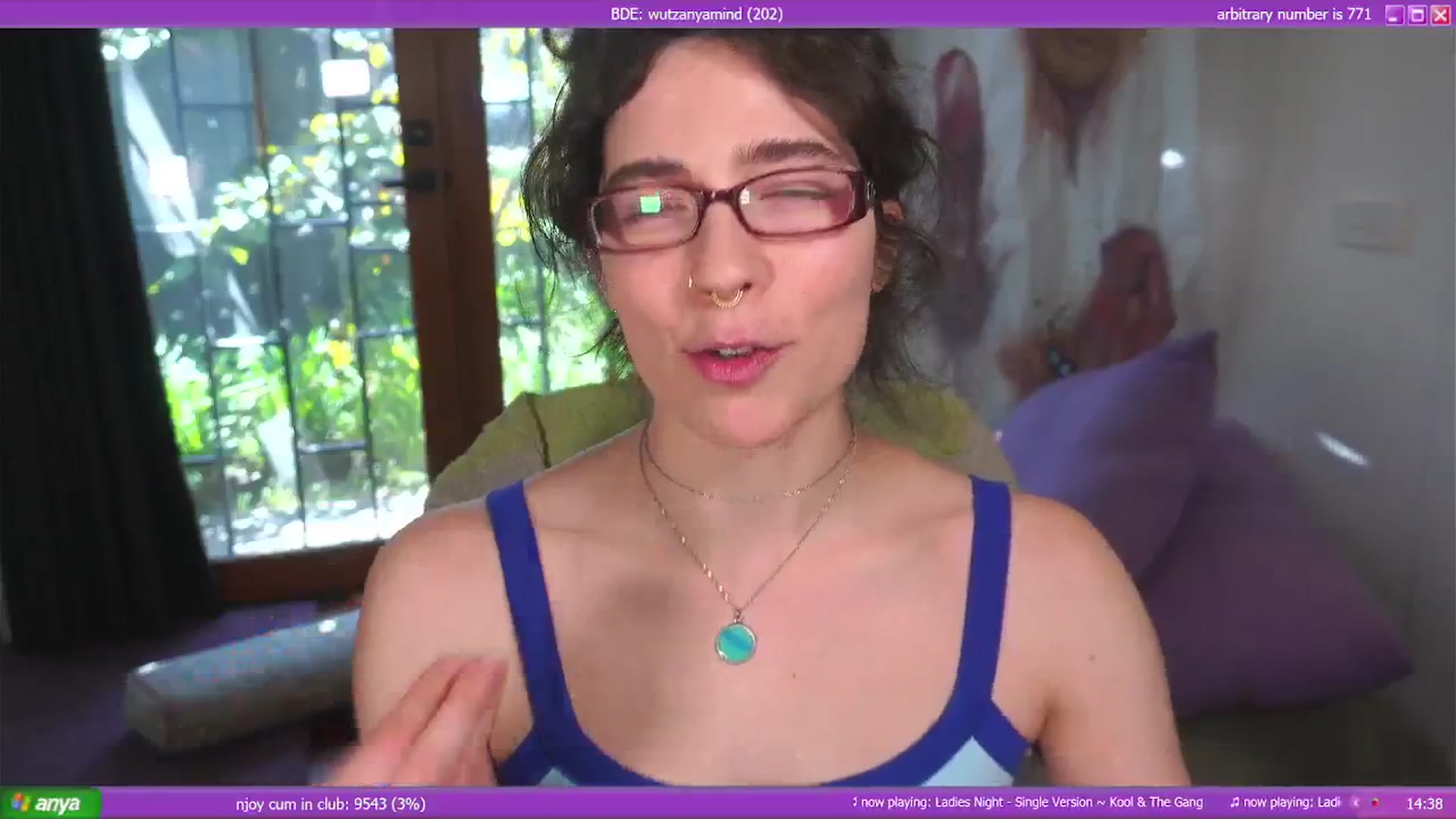 Gallery image thumbnail from afterglow's myfreecams stream on, 01/16/2025, 08:08 image 2 of 20