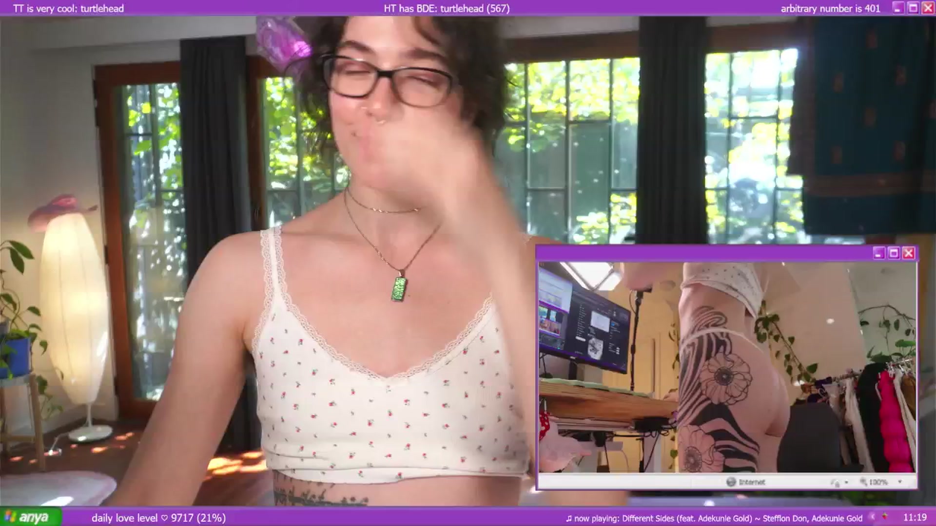 Gallery image thumbnail from afterglow's myfreecams stream on, 03/03/2025, 02:25 image 13 of 20