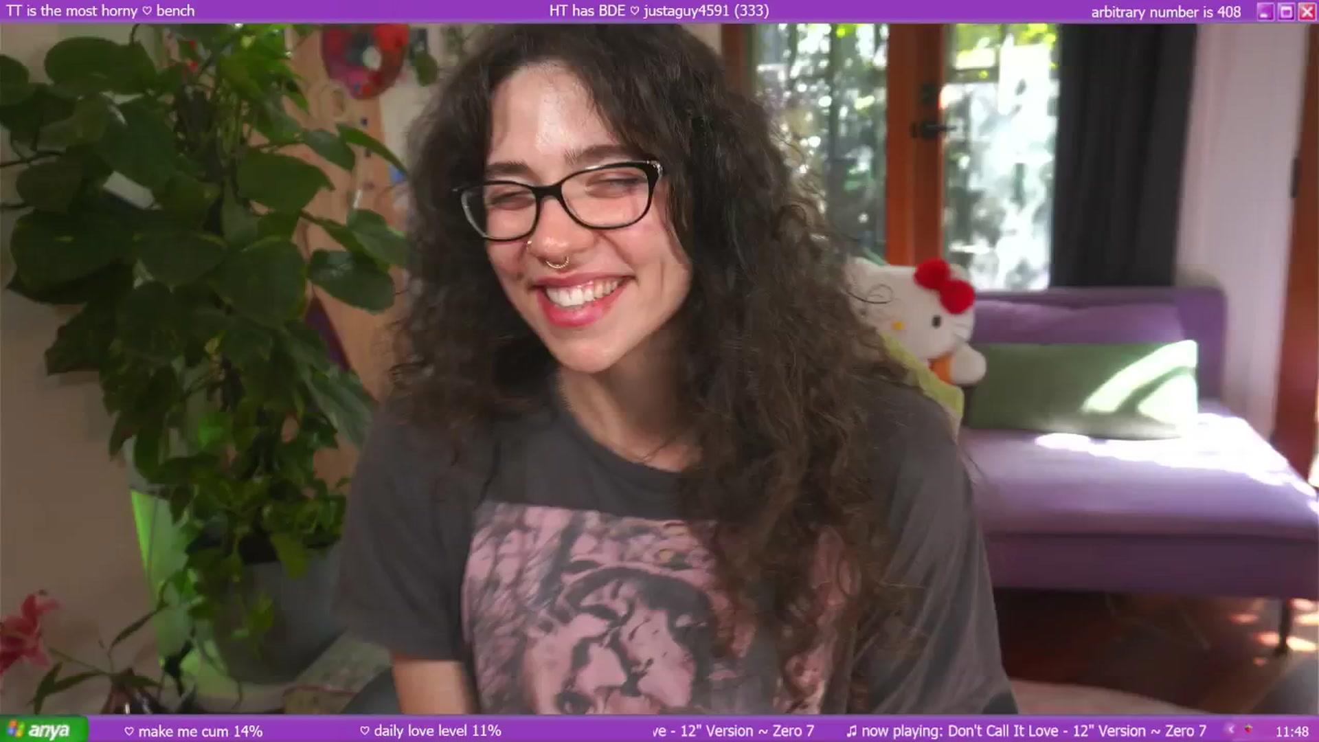 Gallery image thumbnail from afterglow's myfreecams stream on, 03/23/2025, 01:09 image 19 of 20