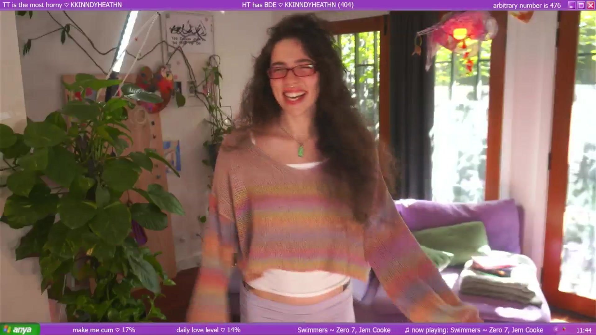 Gallery image thumbnail from afterglow's myfreecams stream on, 03/31/2025, 02:19 image 15 of 20