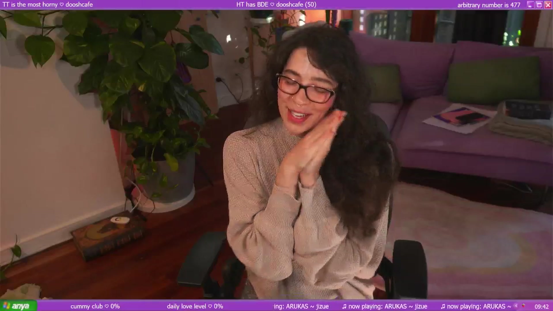 Gallery image thumbnail from afterglow's myfreecams stream on, 04/01/2025, 01:10 image 9 of 20