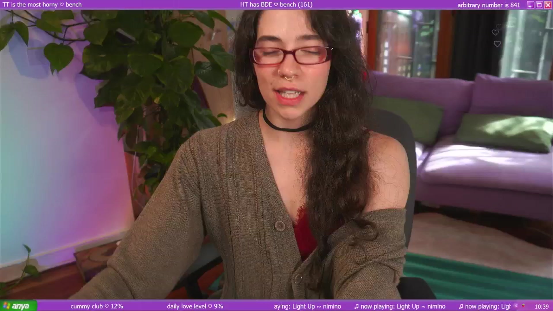 Gallery image thumbnail from afterglow's myfreecams stream on, 04/05/2025, 24:30 image 16 of 20