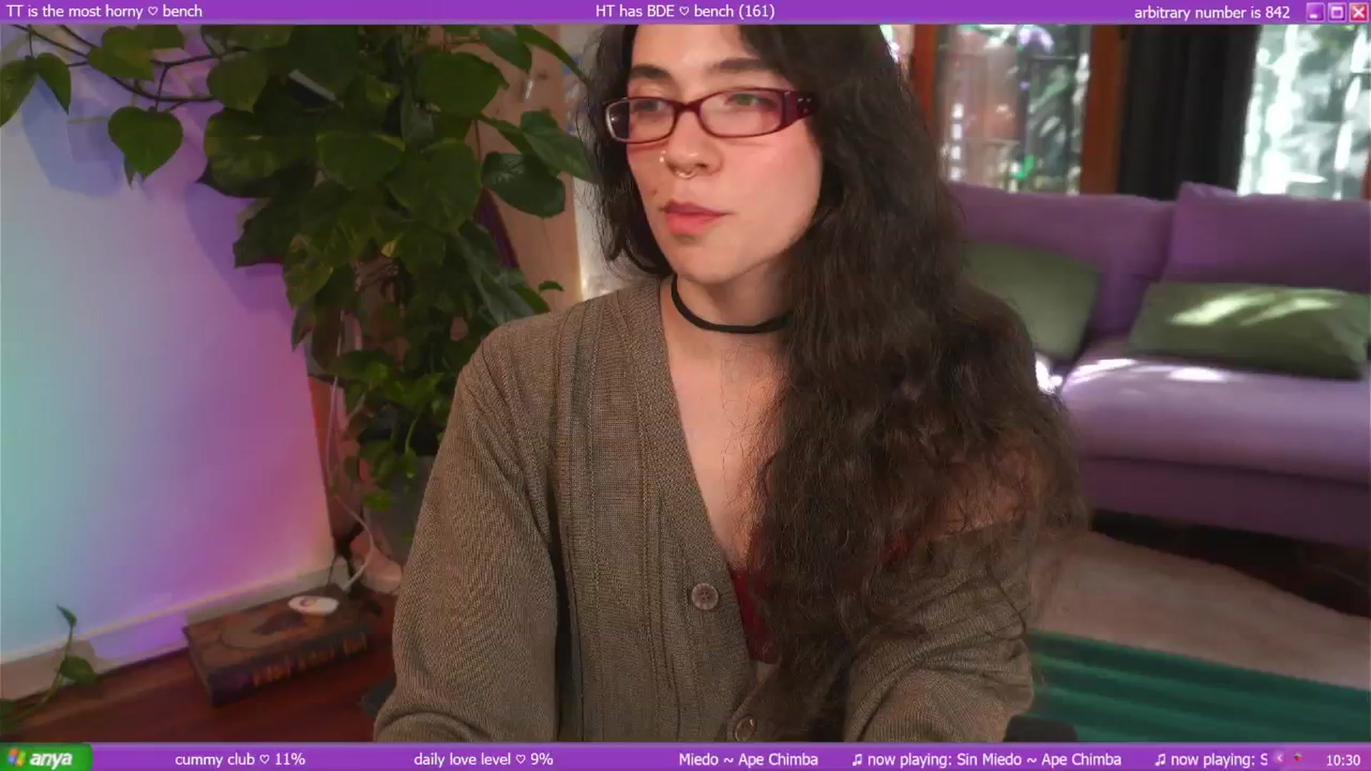 Gallery image thumbnail from afterglow's myfreecams stream on, 04/05/2025, 24:30 image 15 of 20