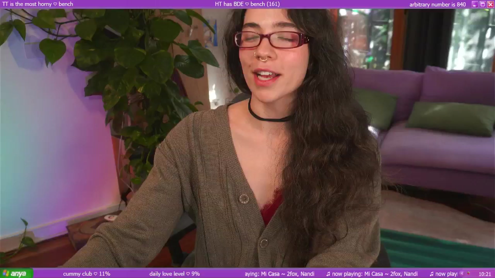 Gallery image thumbnail from afterglow's myfreecams stream on, 04/05/2025, 24:30 image 14 of 20